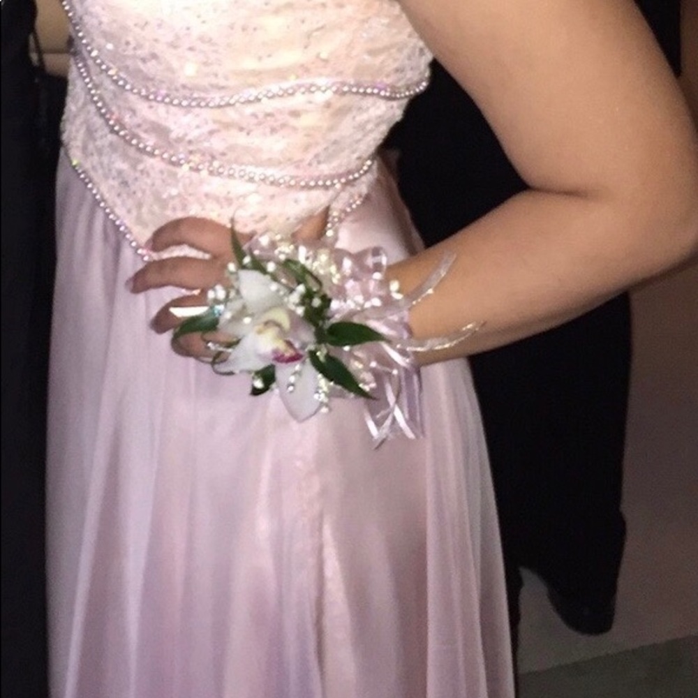 ROMANTIC Blush or light pink floor length dress - Picture 2 of 2